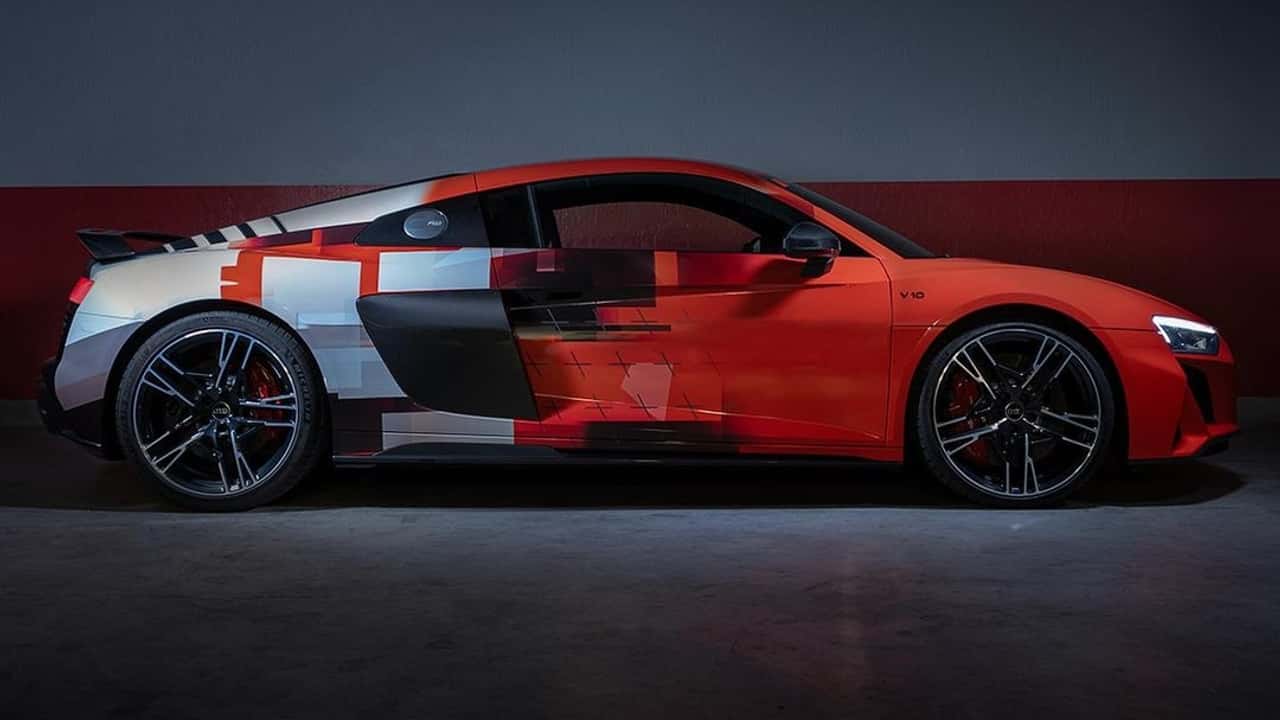 Audi R8 Teasers